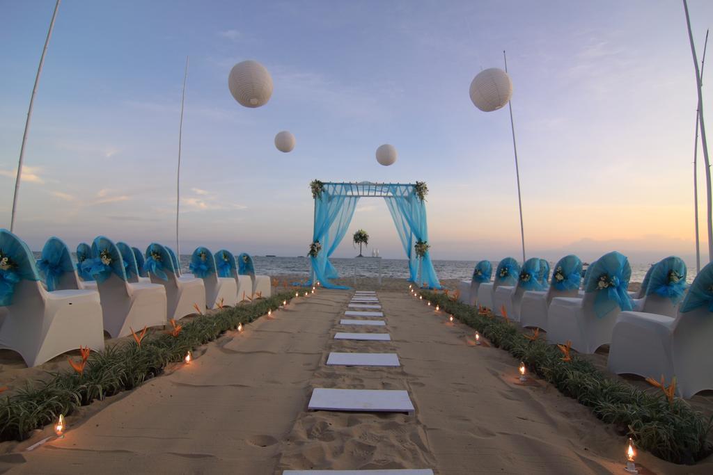 Le Grandeur Hotel Balikpapan Exterior foto